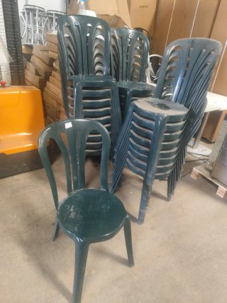 LOTE 27 SILLAS MIRA MI PERFIL