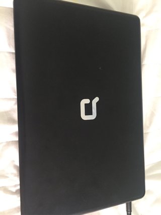 Ordenador portátil Compaq negro