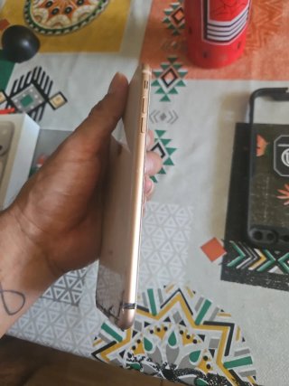 iPhone 8 Plus 64GB Dorado