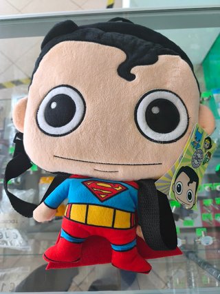 Mochila Peluche Superman DC Comics 32cm