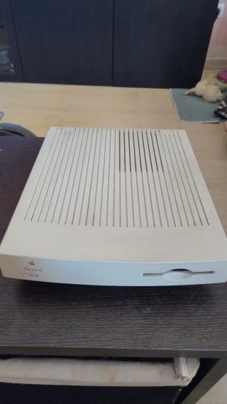 Apple Macintosh LCIII Beige