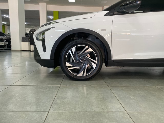 Hyundai BAYON Maxx 1.0 TGDI 101CV MHEV EL TOP!!!!!
