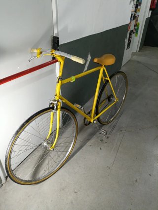 Bicicleta Fixie Amarilla Ligera 8kg Rueda 26