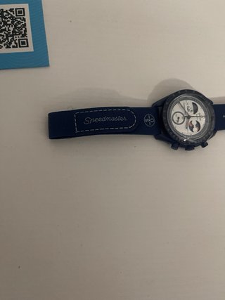 omega x swatch moonshine gold super blue