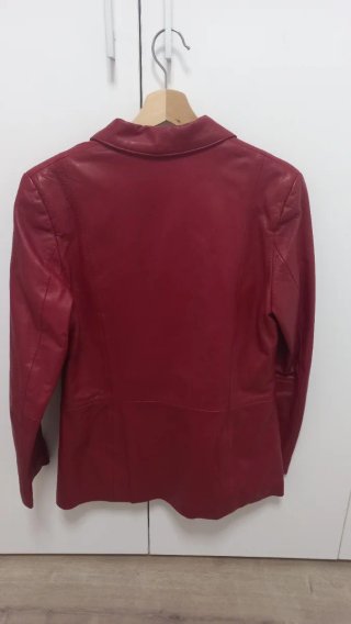 Chaqueta de piel roja Talla 42