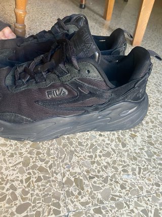 Zapatillas negras nuevas
