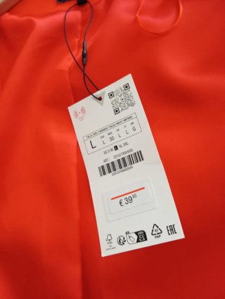 Chaqueta corta roja