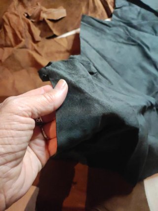 Retales de piel pequeños