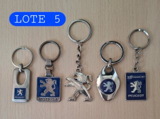 Lote a elegir de 5 llaveros Peugeot antiguos retro