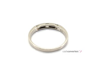 alianza oro 18k con piedra con diamante