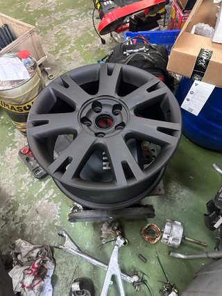 Llanta Volkswagen Touareg R18 5X120.