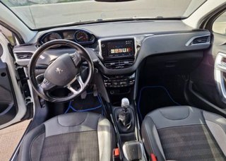 Peugeot 2008 2019