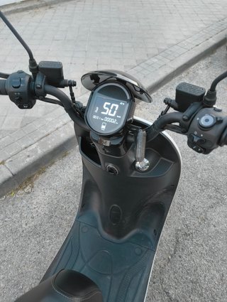 Moto eléctrica LVNENG S3 – 4.500km – Leer anuncio