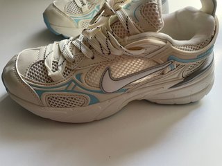 Zapatillas Nike V2K Run Beige/Azul