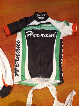 2 Maillots y Culotte Bioracer Talla XS
