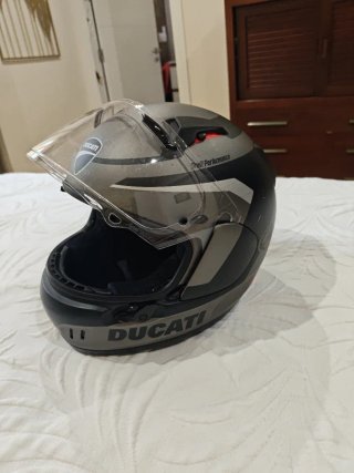 Casco Arai Renegade V ( Ducati ) Talla L