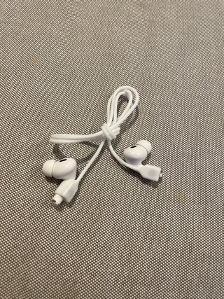 Cable de silicona para auriculares imantados