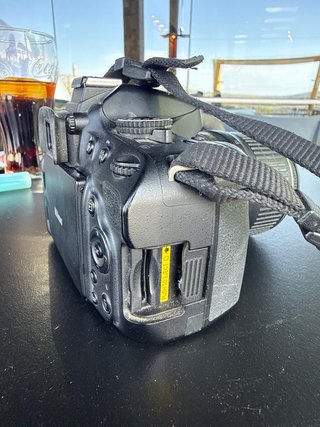 Cámara Nikon con objetivo
