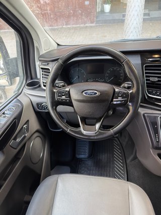 Ford Tourneo Custom 2021