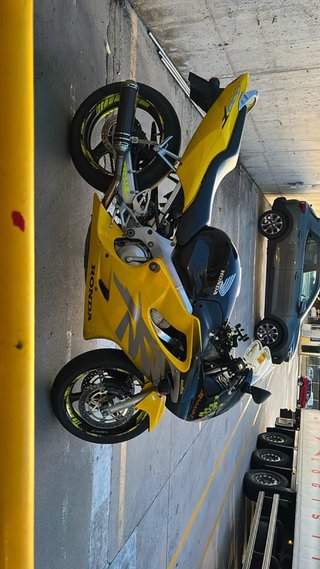 Honda CBR 600F Negra/Amarilla