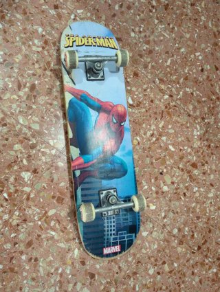 Monopatín Spiderman 28 Tabla