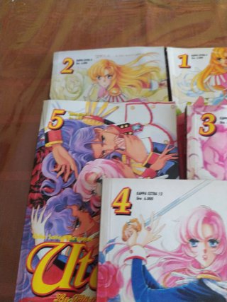Fumetti Utena, serie completa di 5 fumetti.