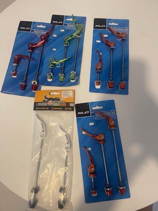 Juego cierres rápidos XLC ruedas bicicleta sillin