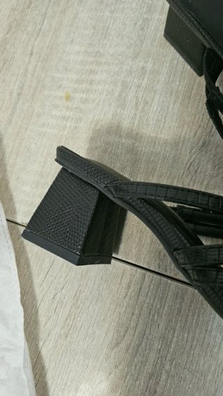 Sandalias BUONAROTTI Negras Talla 37
