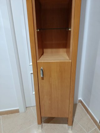 Mueble de baño madera y cristal