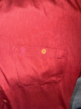 Camisa de hombre roja