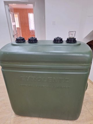 Depósito gasoil 700L PE-HD NUEVO