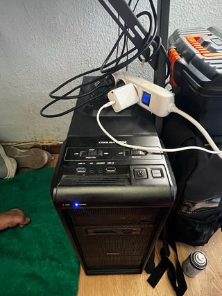 PC de sobremesa Dell Negro