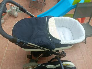 Carro Bebecar con Silla de Coche y Base Isofix