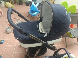 Carro Bebecar con Silla de Coche y Base Isofix