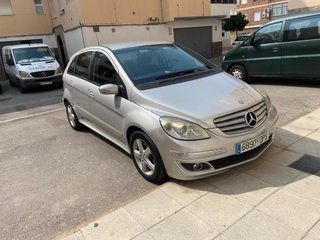 Mercedes-Benz B180 2005