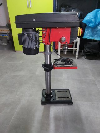 Taladro de Columna Stayer TR160C