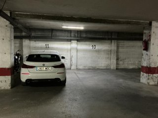 DOS PLAZAS DE GARAJE CONTIGUAS.