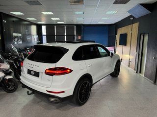 Porsche Cayenne 2016
