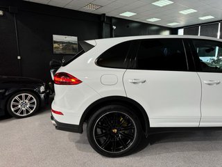 Porsche Cayenne 2016