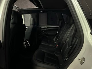 Porsche Cayenne 2016