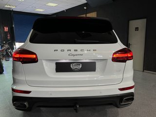 Porsche Cayenne 2016