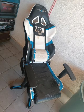 Silla Gaming DXRacer Zero Series.