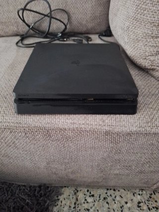 Consola PS4 Negra