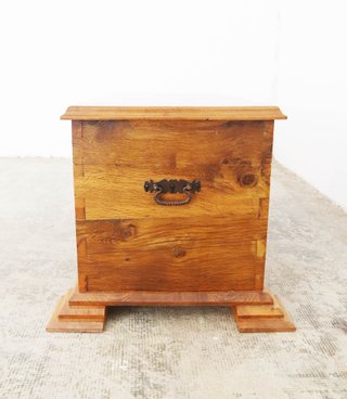 Baúl antiguo madera maciza con herrajes