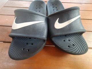 Chanclas Nike Negras