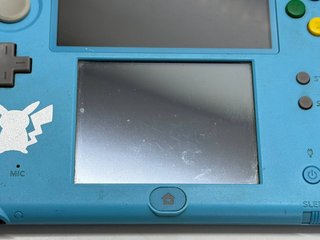Nintendo 2DS Pokémon Sole e Luna - Blu + caricabatterie