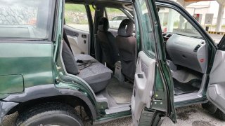 Nissan Terrano II 1998