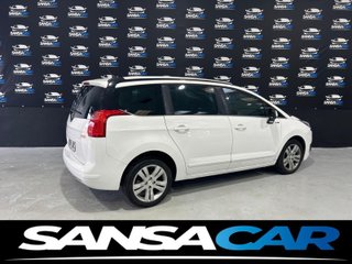 Peugeot 5008 2015