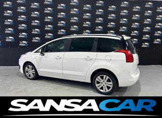 Peugeot 5008 2015