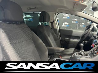 Peugeot 5008 2015